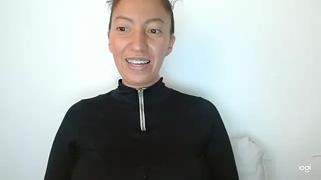 kaybabyhot online show from December 2025 04:46:01 PM