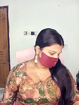 Hot-Angel  online show from November 2025 03:45:02 PM