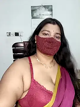 Hot-Angel  online show from April 2026 07:37:01 PM