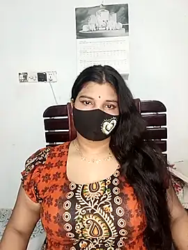 Hot-Angel  online show from April 2026 11:18:01 PM