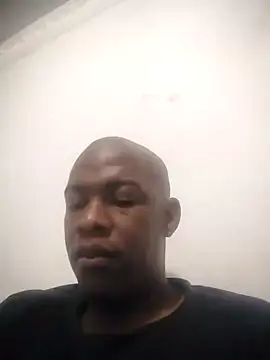 Snapshot of zuludog chatting on May 2026 03:46:02 AM zuludog online show from May 2026 03:46:02 AM