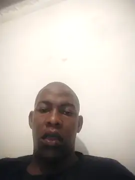Snapshot of zuludog chatting on May 2026 03:48:01 AM zuludog online show from May 2026 03:48:01 AM