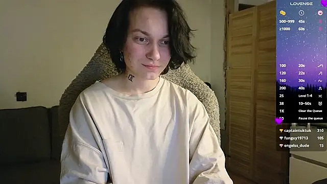 Snapshot of esajukyy chatting on March 2026 03:40:01 PM esajukyy online show from March 2026 03:40:01 PM