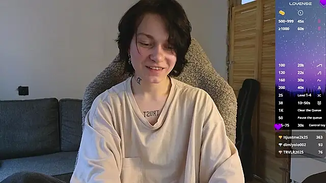 Snapshot of esajukyy chatting on March 2026 09:09:02 AM esajukyy online show from March 2026 09:09:02 AM