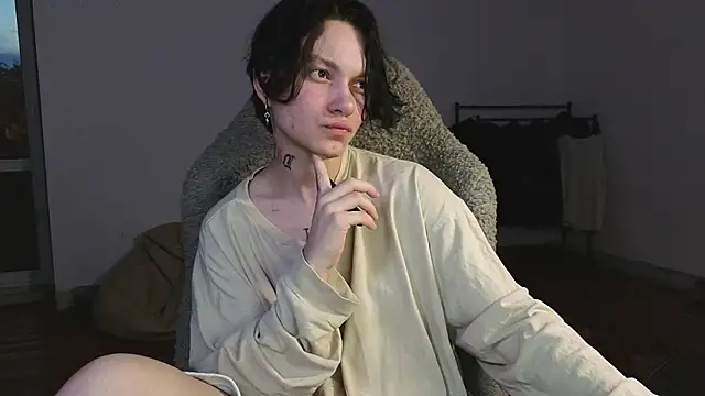 esajukyy online show from June 2026 03:47:01 PM
