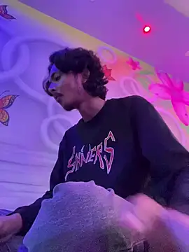 Snapshot of Onlyjishan chatting on January 2025 04:22:02 PM Onlyjishan online show from January 2025 04:22:02 PM