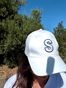 Samira-Summer online show from October 2025 09:06:02 AM