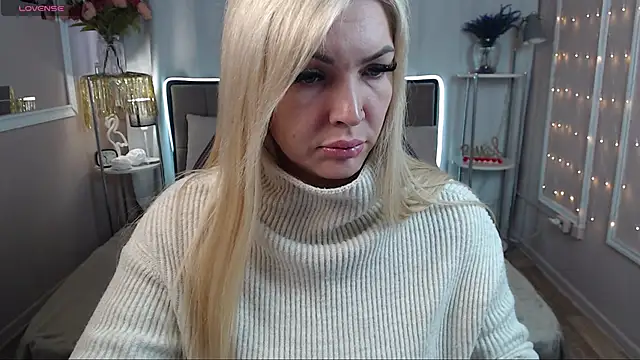 lissa voxx online show from February 2025 06:40:01 AM