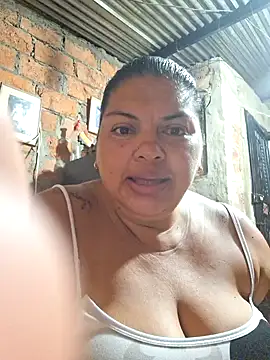 chubby sexy big tits online show from February 2025 10:59:01 AM