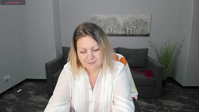 Milana Blake online show from January 2025 03:44:01 PM