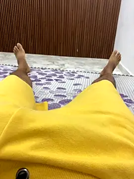 Lahcene online show from November 2025 05:26:01 PM