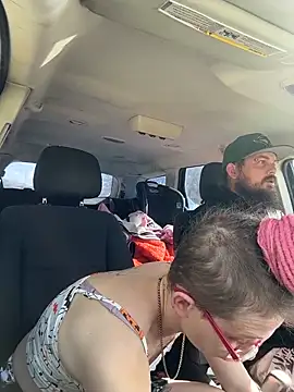 Stonermama666420 online show from March 2026 07:28:01 PM