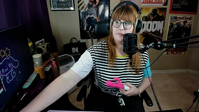 Snapshot of HannahCastle96 chatting on August 2026 12:23:02 AM HannahCastle96 online show from August 2026 12:23:02 AM