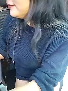 Snapshot of Hritvika chatting on February 2025 06:26:01 PM Hritvika online show from February 2025 06:26:01 PM