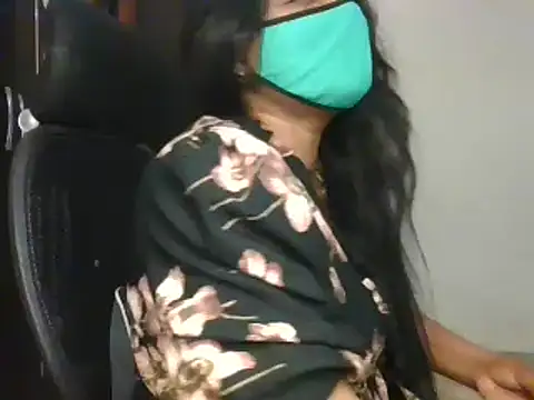 Snapshot of Hritvika chatting on February 2025 04:42:02 PM Hritvika online show from February 2025 04:42:02 PM