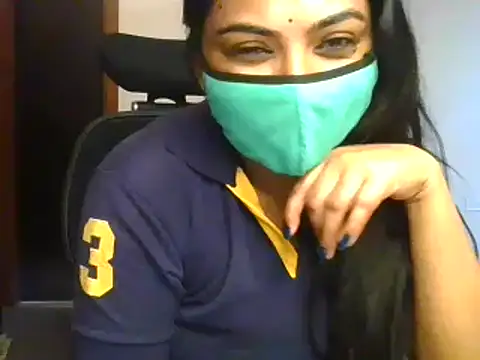 Snapshot of Hritvika chatting on February 2025 07:32:02 AM Hritvika online show from February 2025 07:32:02 AM