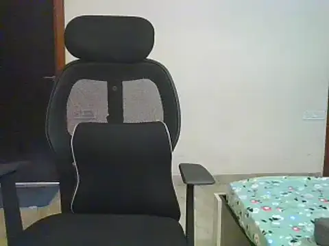 Snapshot of Hritvika chatting on February 2025 03:56:02 AM Hritvika online show from February 2025 03:56:02 AM