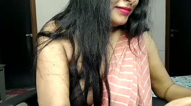 Snapshot of Hritvika chatting on March 2025 01:57:02 PM Hritvika online show from March 2025 01:57:02 PM