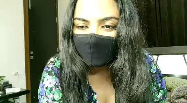 Snapshot of Hritvika chatting on March 2025 02:42:02 PM Hritvika online show from March 2025 02:42:02 PM