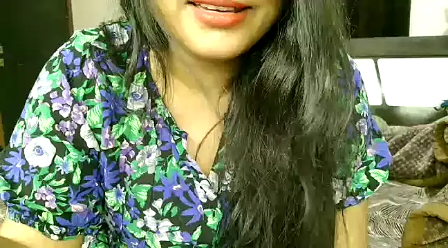 Snapshot of Hritvika chatting on March 2025 03:12:01 AM Hritvika online show from March 2025 03:12:01 AM