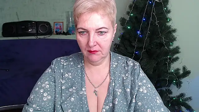 Sandra Snow online show from December 2024 06:33:01 PM