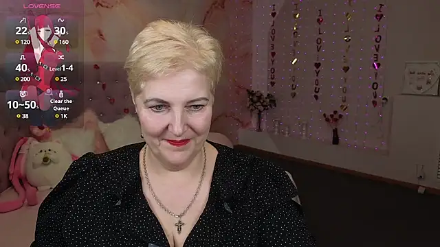 Sandra Snow online show from February 2025 05:42:02 PM