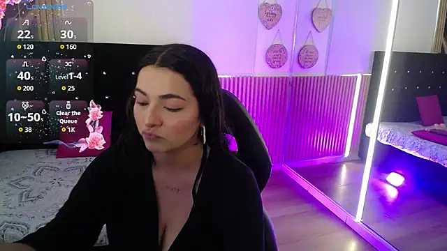 Snapshot of Noah_Jhonson chatting on September 2025 08:02:01 PM Noah Jhonson online show from September 2025 08:02:01 PM