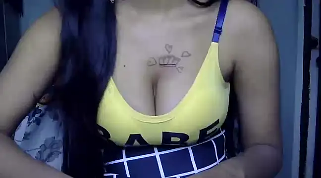 hinaa khan online show from December 2024 07:17:02 PM