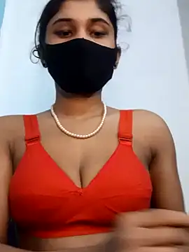 Snapshot of Angel_Riye chatting on January 2025 09:40:01 PM Angel Riye online show from January 2025 09:40:01 PM
