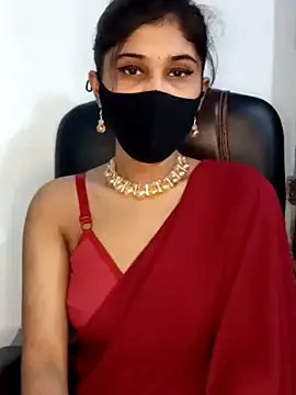 Snapshot of Angel_Riye chatting on January 2025 06:00:01 PM Angel Riye online show from January 2025 06:00:01 PM