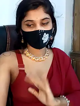 Snapshot of Angel_Riye chatting on February 2025 09:07:02 PM Angel Riye online show from February 2025 09:07:02 PM