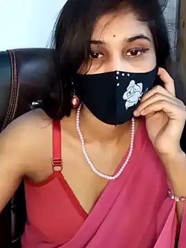 Snapshot of Angel_Riye chatting on February 2025 06:13:01 PM Angel Riye online show from February 2025 06:13:01 PM