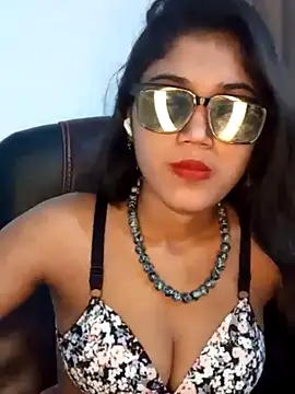 Snapshot of Angel_Riye chatting on March 2025 04:37:02 AM Angel Riye online show from March 2025 04:37:02 AM