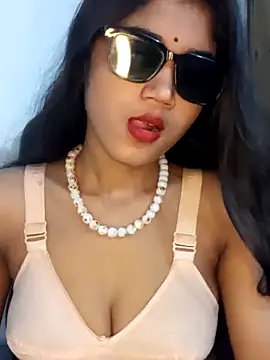 Snapshot of Angel_Riye chatting on March 2025 05:05:01 PM Angel Riye online show from March 2025 05:05:01 PM