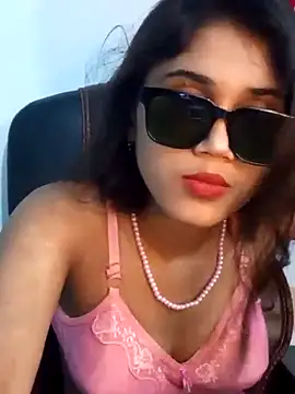 Snapshot of Angel_Riye chatting on March 2025 05:27:01 PM Angel Riye online show from March 2025 05:27:01 PM