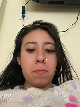 Snapshot of Zoee_t chatting on January 2025 04:59:02 PM Zoee t online show from January 2025 04:59:02 PM