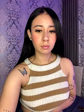 Snapshot of Zoee_t chatting on November 2025 03:41:01 AM Zoee t online show from November 2025 03:41:01 AM