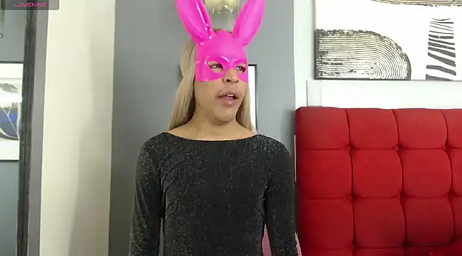 Snapshot of _Natassia_Dreams chatting on December 2024 11:53:02 PM Natassia Dreams online show from December 2024 11:53:02 PM