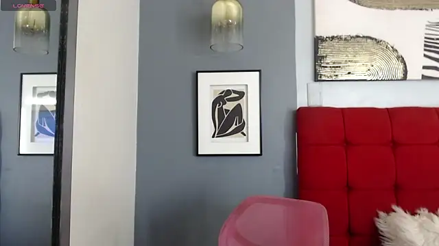 Snapshot of _Natassia_Dreams chatting on January 2025 08:53:02 PM Natassia Dreams online show from January 2025 08:53:02 PM