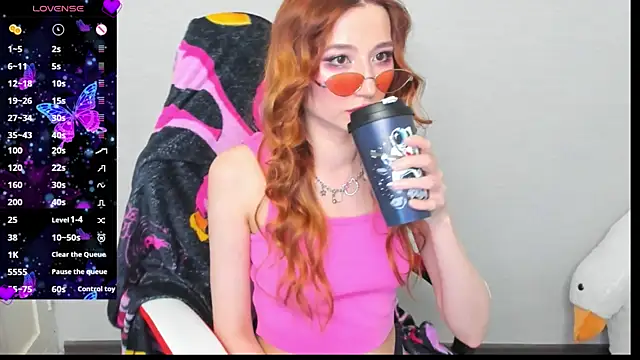 Snapshot of emily_cline chatting on September 2025 10:14:01 PM emily cline online show from September 2025 10:14:01 PM