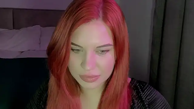 Snapshot of evaharve chatting on April 2026 06:17:02 PM evaharve online show from April 2026 06:17:02 PM