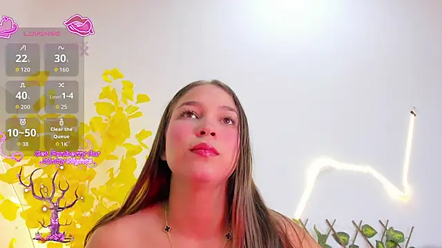 HaleyAmaya online show from June 2026 12:45:02 AM