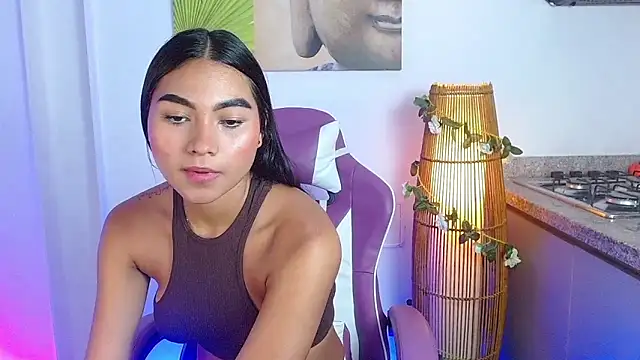 Snapshot of georgina_lulu chatting on March 2025 01:42:02 AM georgina lulu online show from March 2025 01:42:02 AM