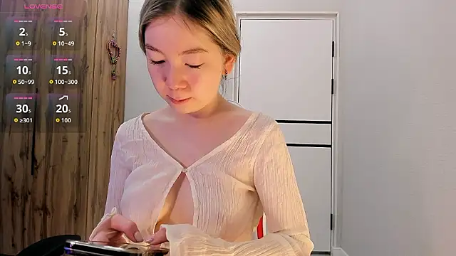 Snapshot of Babby_Rabbit chatting on March 2026 11:26:02 AM Babby Rabbit online show from March 2026 11:26:02 AM