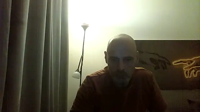 Avamereandmikel online show from December 2024 01:06:02 AM
