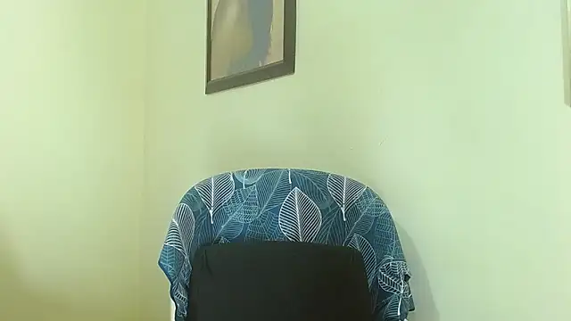 katerineleon online show from October 2025 09:12:02 PM