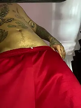 Junihn0 online show from January 2025 07:00:01 PM