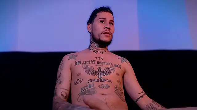 Junihn0 online show from September 2025 08:41:01 PM