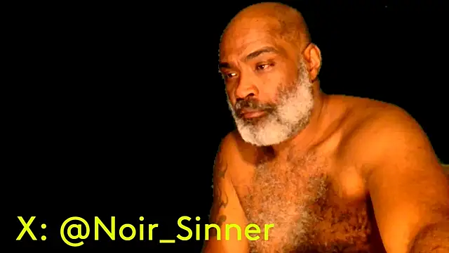 Snapshot of sinnernoir chatting on January 2025 04:19:02 AM sinnernoir online show from January 2025 04:19:02 AM