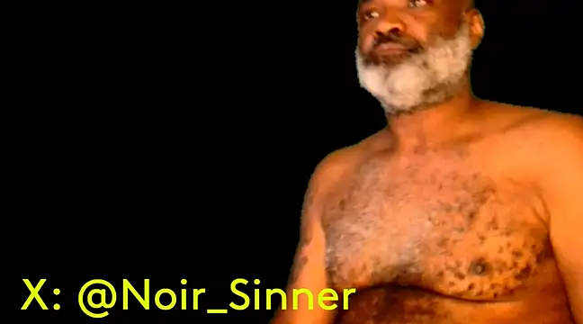 Snapshot of sinnernoir chatting on January 2025 04:35:01 PM sinnernoir online show from January 2025 04:35:01 PM